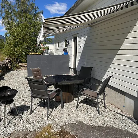 Puntsnes * Hjelmeland